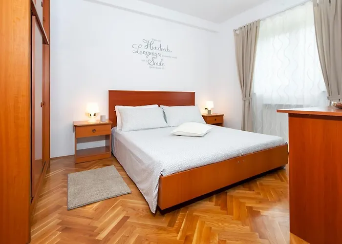 Anamarija * Ρόβινι