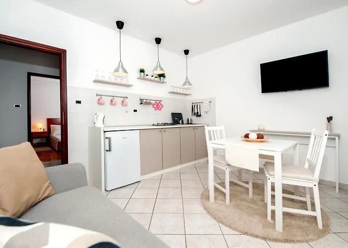 Anamarija Διαμέρισμα